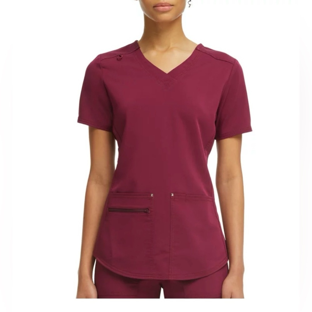 Scrubstar woman top